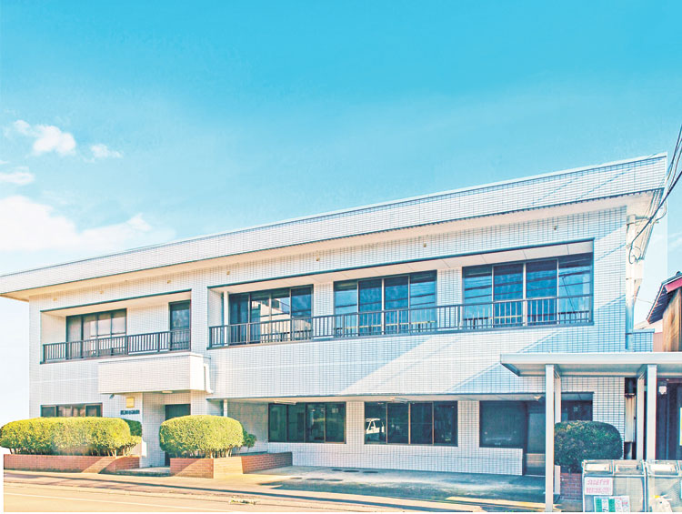 長岡石油株式会社